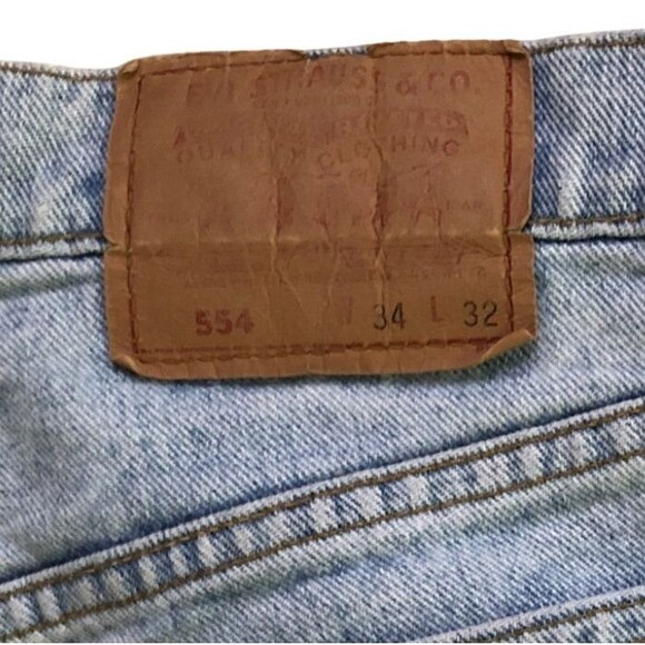 VTG Levis 554 Relaxed 90s Jeans Mens 34x32 Baggy Wide Leg Light Wash USA Made - Picture 6 of 13